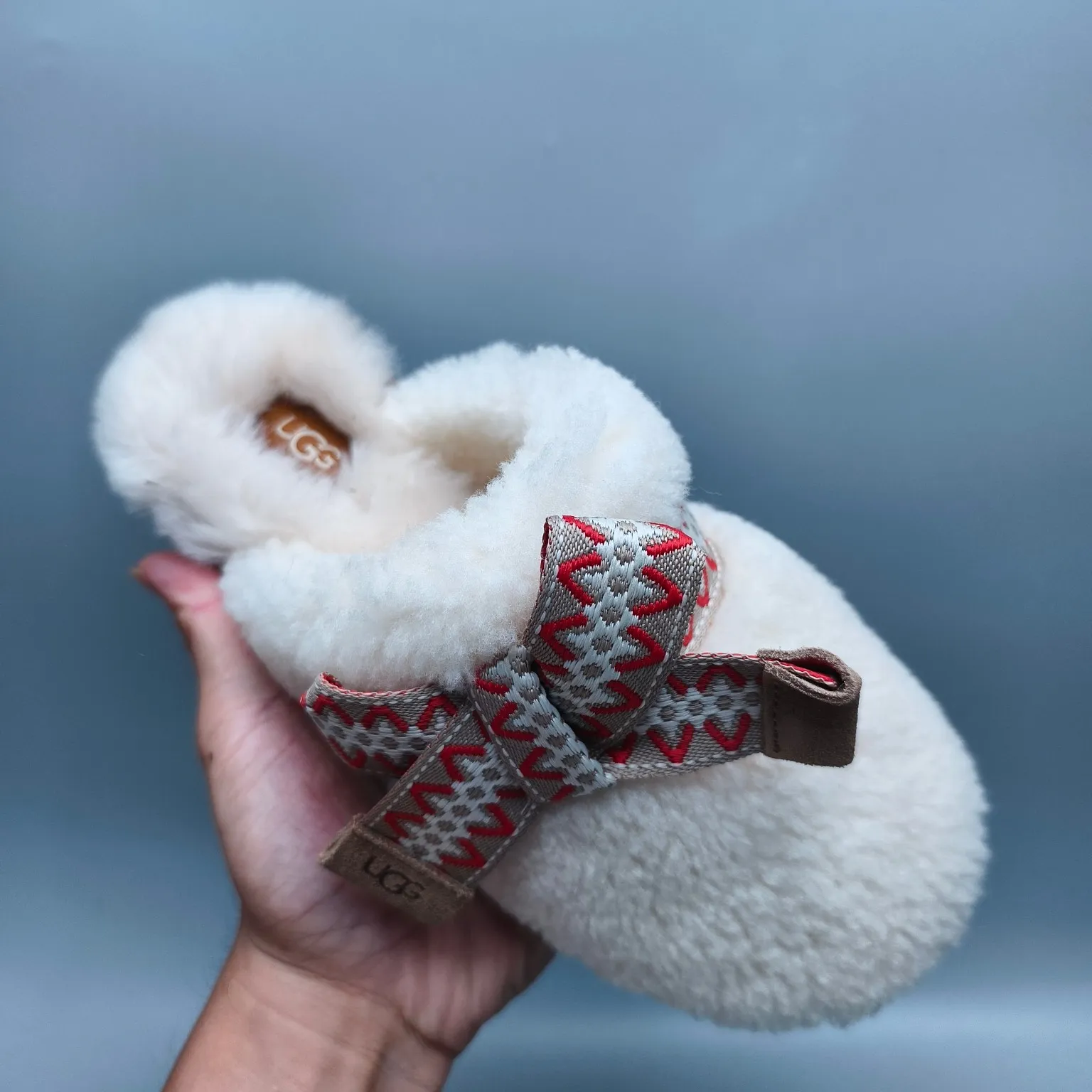 💰460 UGG sheepskin all-in-one snow boots 8266 large bow wool roll home slippers Color: off-white brown Matching size: 35-40